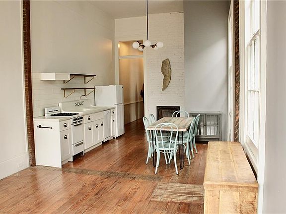 4th image of 2827 Saint Thomas St Unit 2827