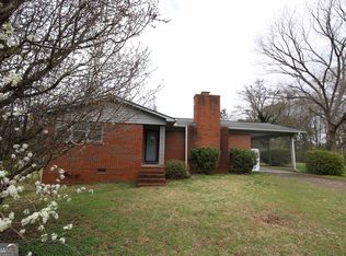 121 Alton Dr, Lagrange, GA 30241