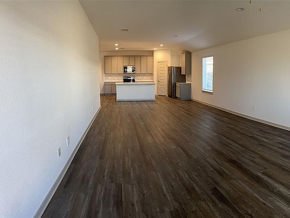 4th image of 7315 Lakeview Bluff Ln