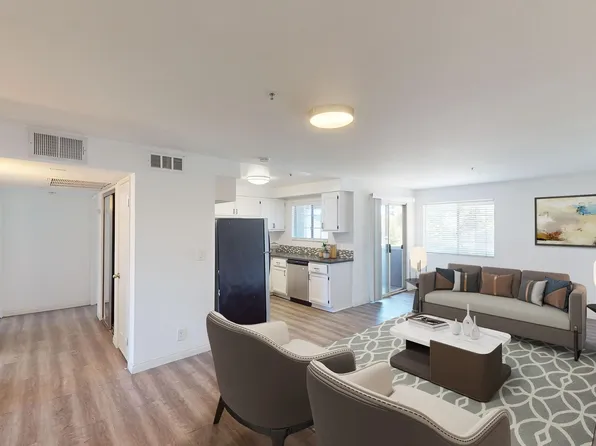 Duke, 7581 Warner Ave APT B, Huntington Beach, CA 92647