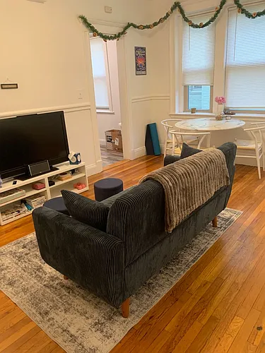 263 Kelton St #2B Photo 1
