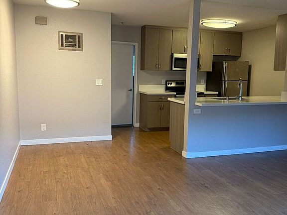 3rd image of 3728-3738 Herman Ave #3728-7