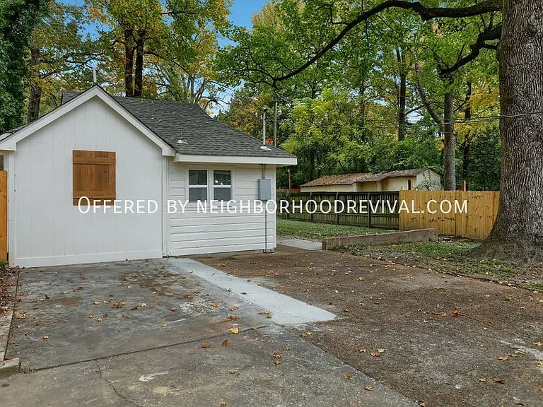 3354 Douglass Ave — Photo 3