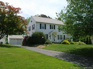 708 Ridge Rd, Middletown, CT 06457