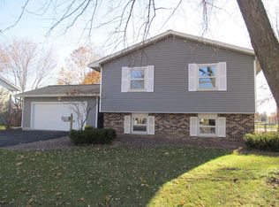 312 Rogers St, Fort Atkinson, WI 53538