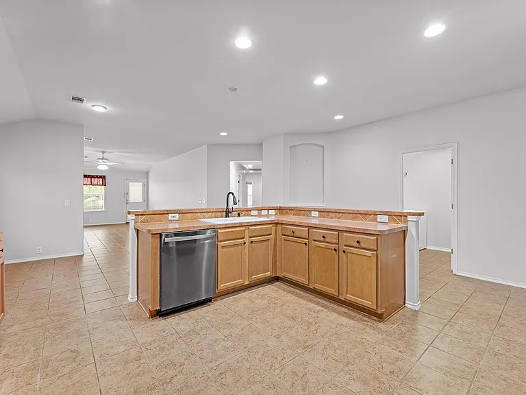 2744 Woodspring Acres Dr — Photo 5