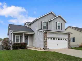 5109 Luke St, Cedar Falls, IA 50613