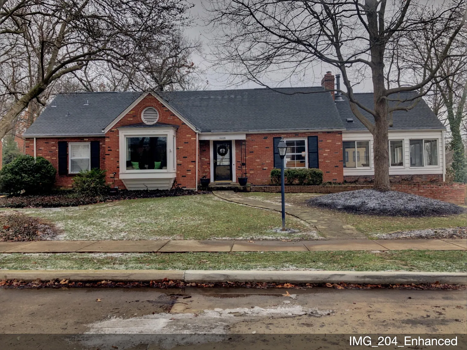 1608 Andrew Dr photo 1