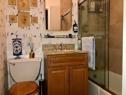 Rented by Douglas Elliman | media 17