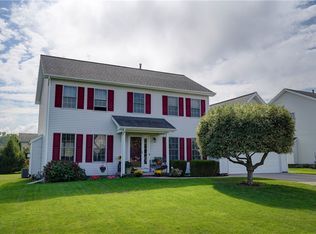 901 Old Country Rd, Rochester, NY 14612