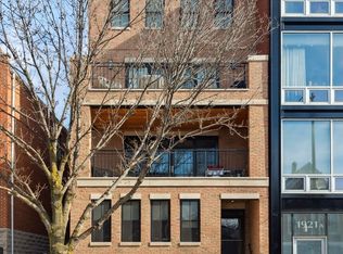 1923 N Damen Ave #2, Chicago, IL 60647
