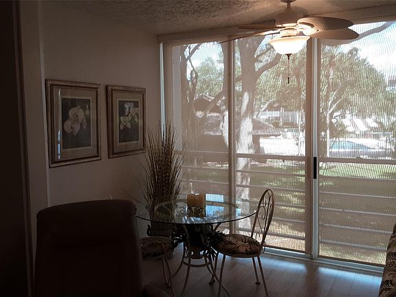 3rd image of 9325 Lagoon Place #203