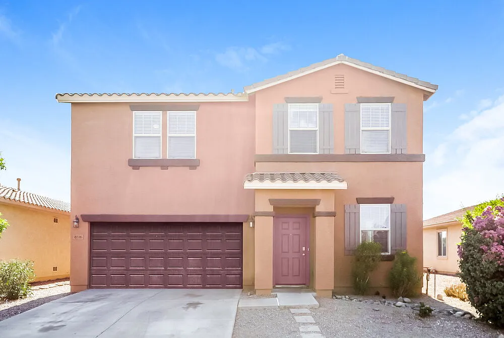 5 bed, 2.5 bath, 2595 sqft, $3,960 — Photo 1