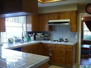 3rd image of 482 Palm Cir