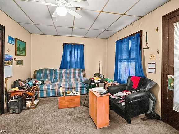 3rd image of 120 Distl Ave