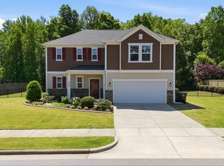 236 Congaree Dr, Holly Springs, NC 27540