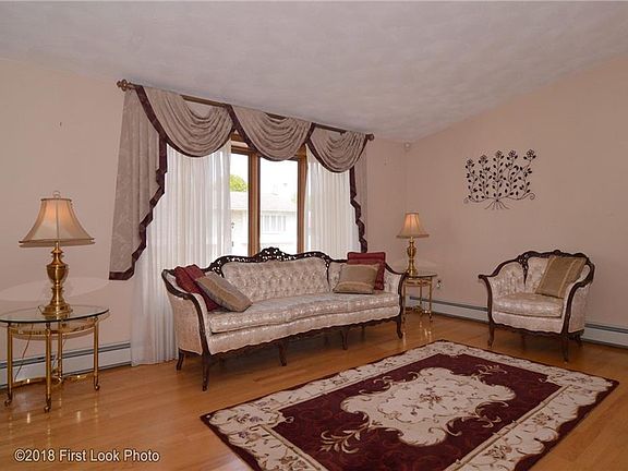 2nd image of 51 Richfield Ave