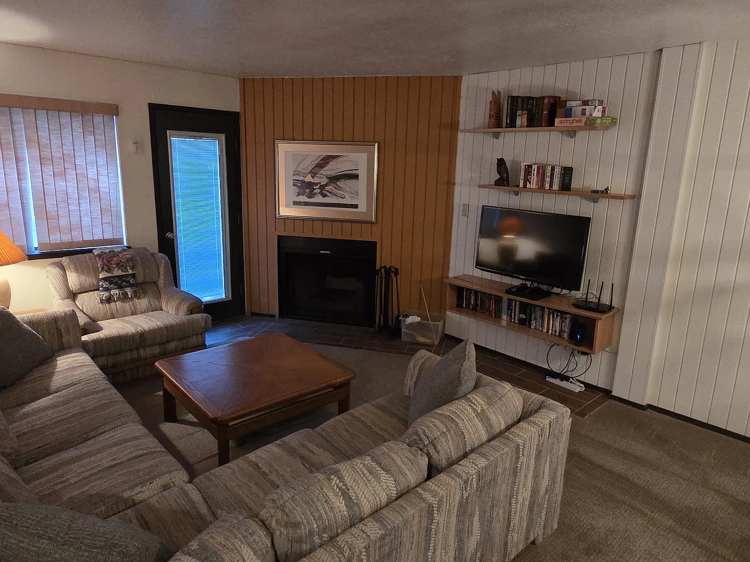 385 S Vasels Rd — Photo 3