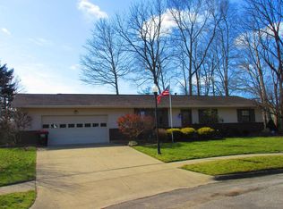 209 Crocus Ct, Newark, OH 43055