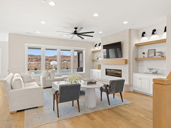 5th image of 2092 S 3010 E