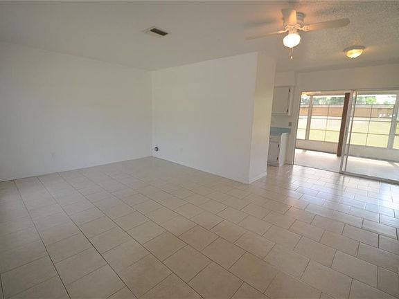 2nd image of 1621 Birchcrest Blvd