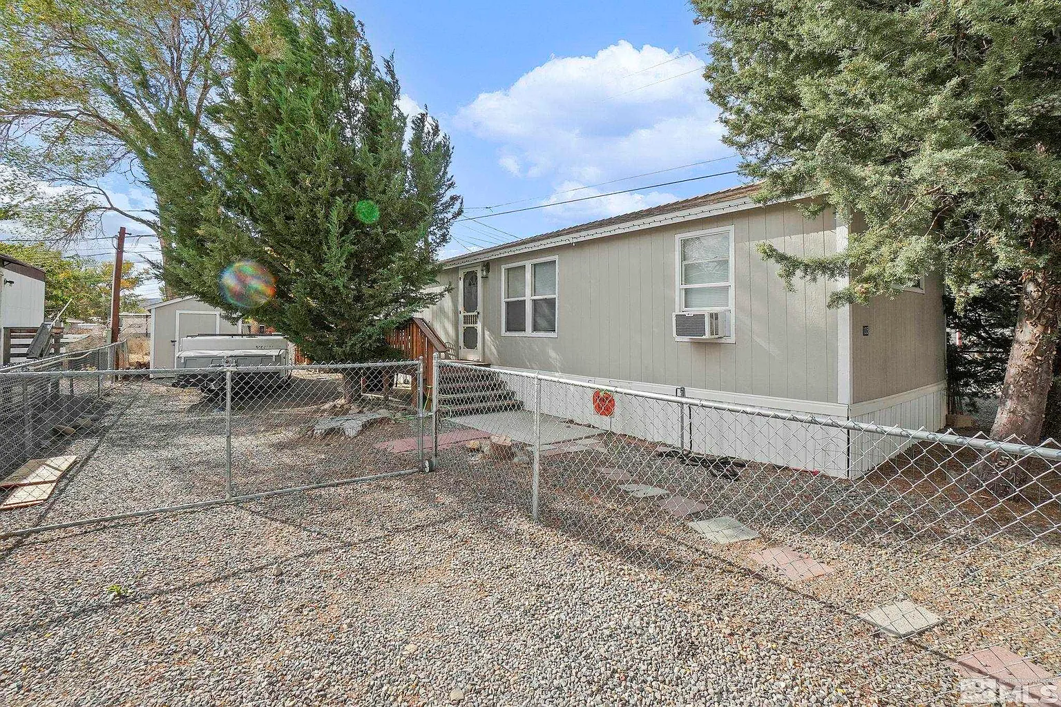105 Townsend St photo 1