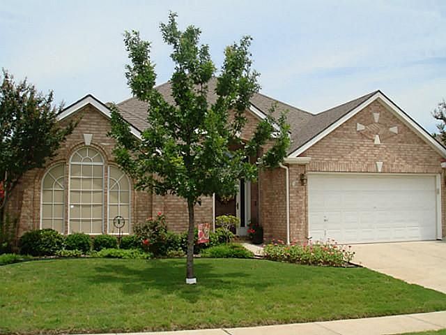 1st image of 3713 English Oak Dr