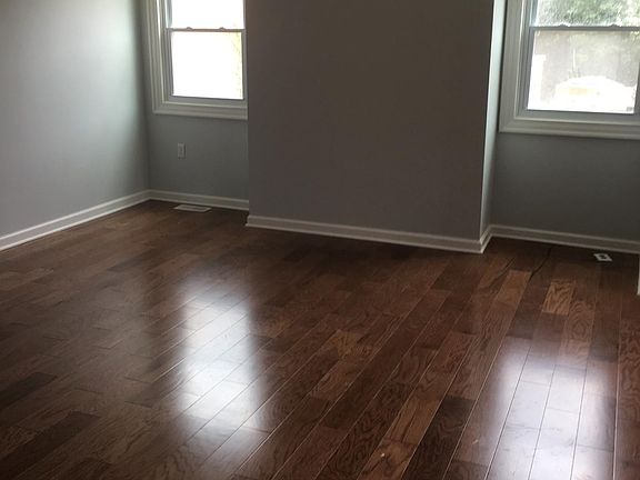 Large bedrooms, natural light 