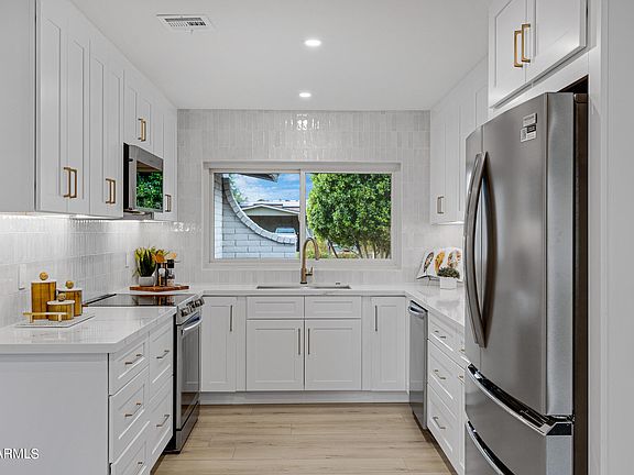 5th image of 5209 E FRIESS Drive