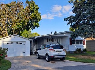 21 Velma St, Strathroy Caradoc, ON N7G 3L2