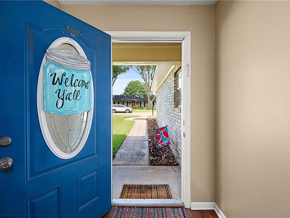 4th image of 5631 Hera St