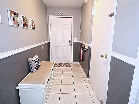 3rd image of 68 Zachary Ct