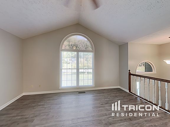 3rd image of 93 Marion Ln