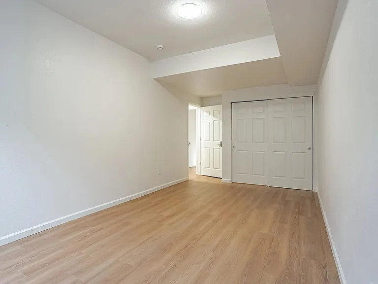 5178 N Netherland St — Photo 33