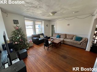 42 Gardner St #3R, Allston, MA 02134