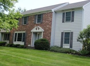 33 Highmont Dr, West Windsor, NJ 08550