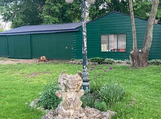 533 Columbia St, Algonac, MI