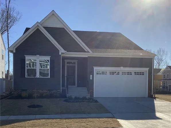 107 Oxford Run, Poquoson, VA 23662