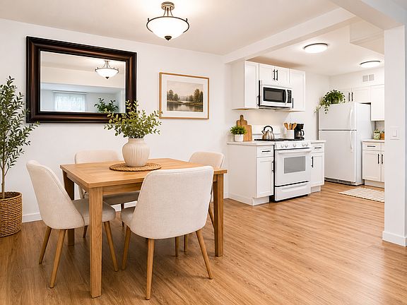 3rd image of 1796 Fayette Walk APT F