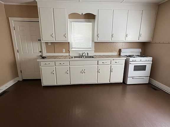 4th image of 632 E 14th Ave #3