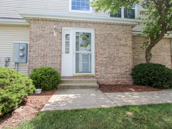 3216 E Morgan Creek Ct, Valparaiso, IN 46385