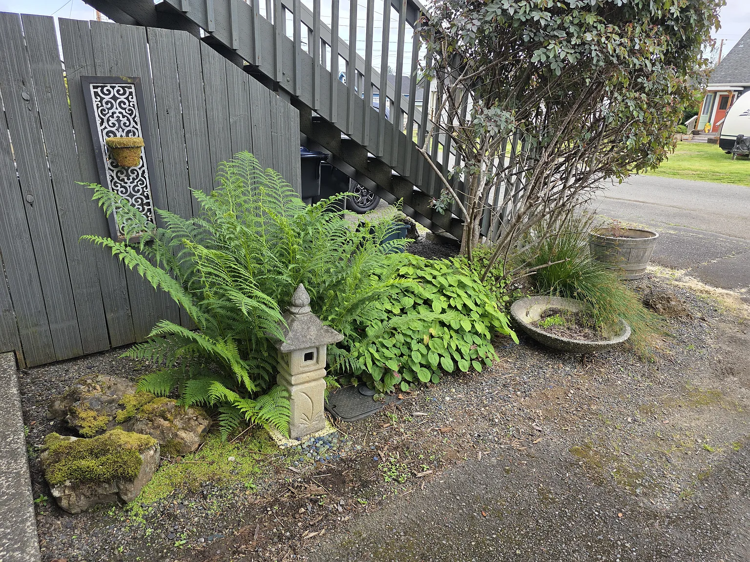 2 bed, 1.5 bath, 1300 sqft, $1,500 — Photo 2