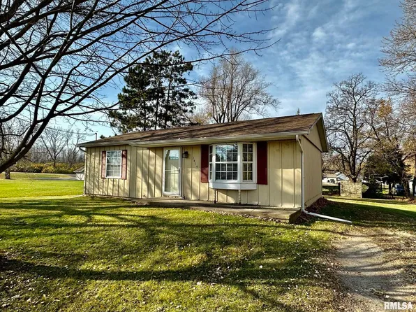 2414 Cole St, East Peoria, IL 61611