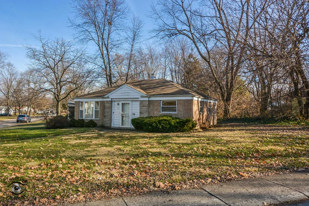 212 Mantua St photo 1