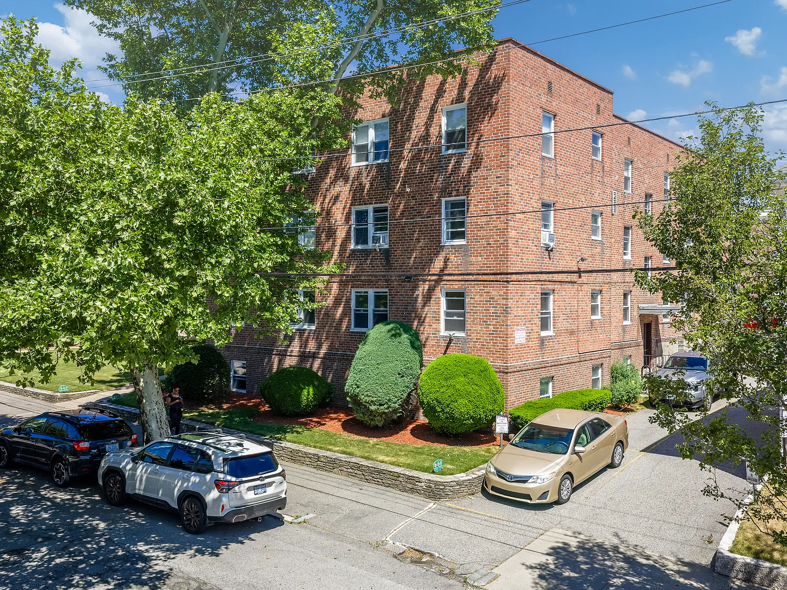 Aster Place — Photo 4
