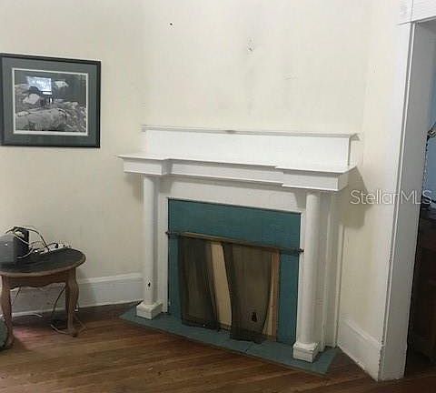 5th image of 125 N Clara Ave