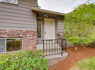 7075 SW 142nd Pl, Beaverton, OR 97008