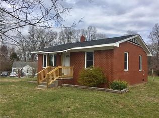 101 Charles Ave, High Point, NC 27260