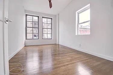 Rented by Urbane Brokerage