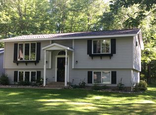 9337 Dahlia Dr, Minocqua, WI 54548